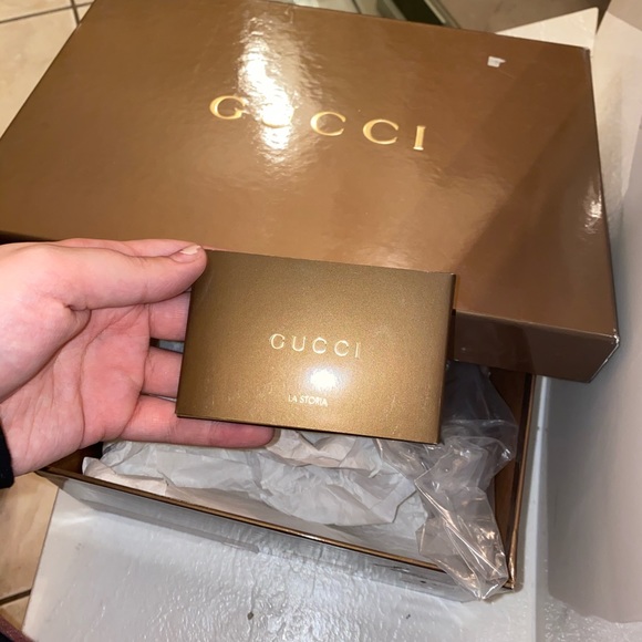 Gucci Heels! - Picture 6 of 7